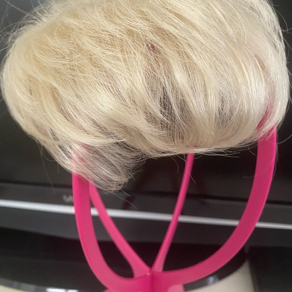 Adolfo Hair topper - Picture 2 of 5